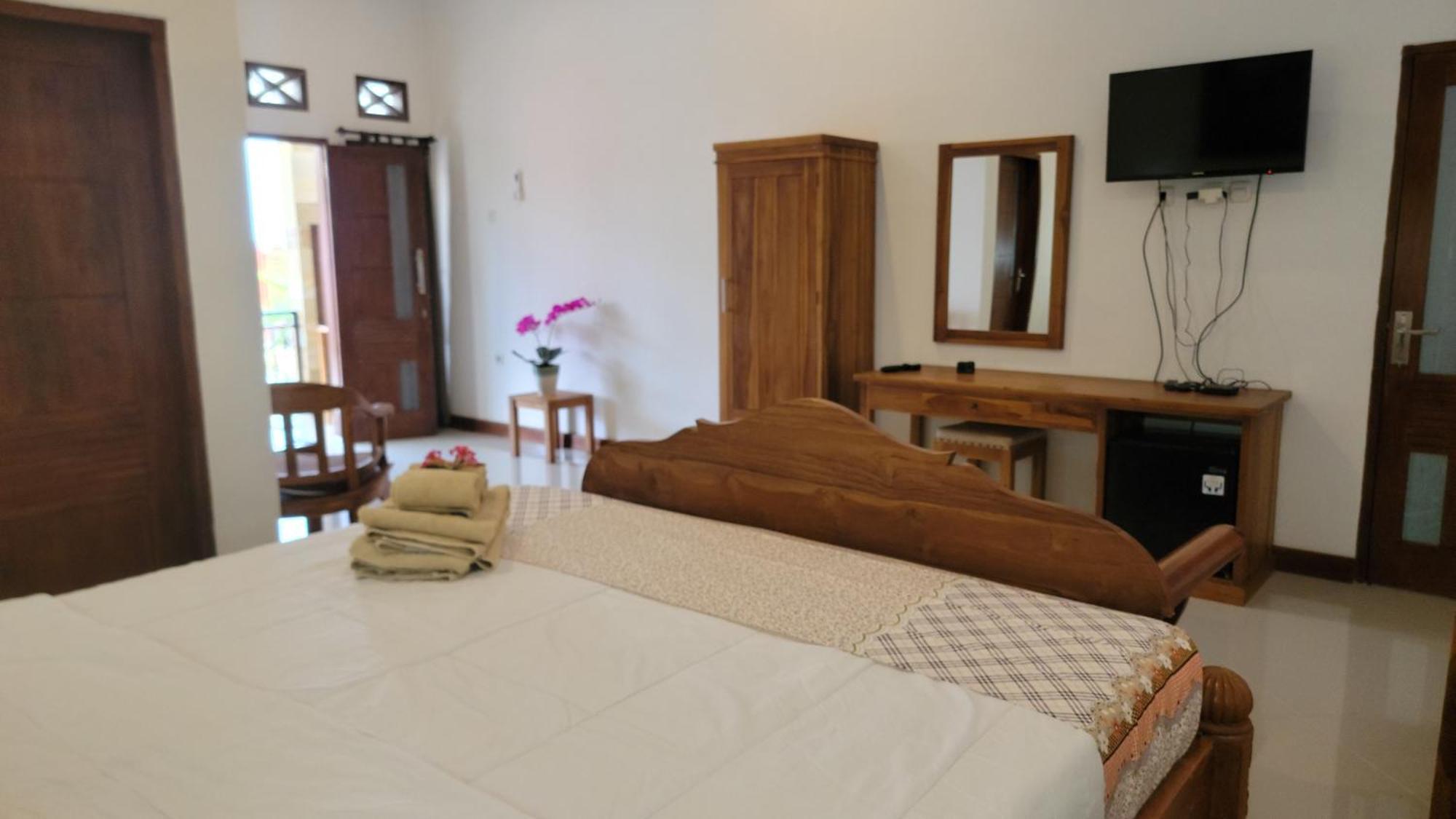 N Villa Lajor Экстерьер фото